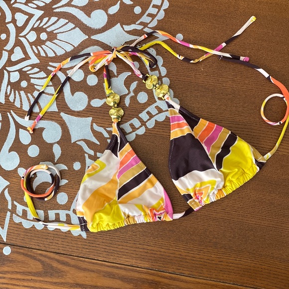 Trina Turk Retro Triangle Bikini Top - Picture 1 of 5